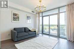 812 - 105 THE QUEENSWAY | Toronto Ontario | Slide Image Eight