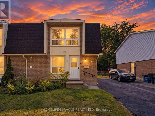 B - 425 DUNVEGAN DRIVE Waterloo Ontario, N2K 2C8 - Multi-family Home For Sale