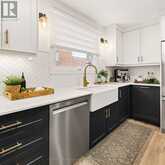 361 LEE CIRCLE | Waterloo Ontario | Slide Image Eighteen