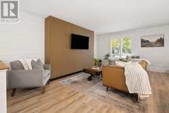 361 LEE CIRCLE | Waterloo Ontario | Slide Image Nine