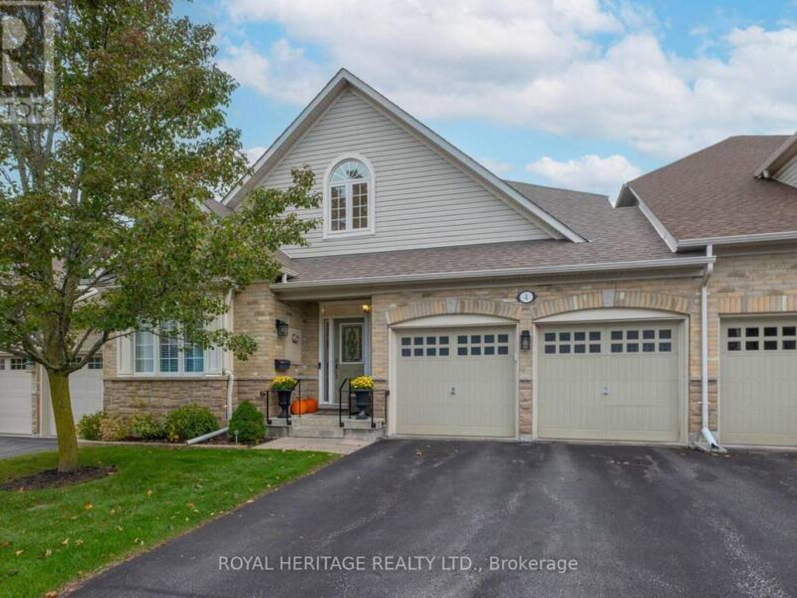4 FENTON LANE, Port Hope, Ontario L1A 0A3
