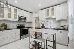 28 CONWAY AVENUE | Toronto Ontario | Slide Image Fifteen