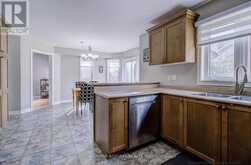 40 METCALFE DRIVE | Bradford West Gwillimbury Ontario | Slide Image Eleven