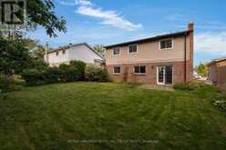 203 LITTLE AVENUE | Barrie Ontario | Slide Image Fourteen