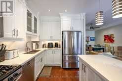 TH9 - 21 BURKEBROOK PLACE | Toronto Ontario | Slide Image Nine