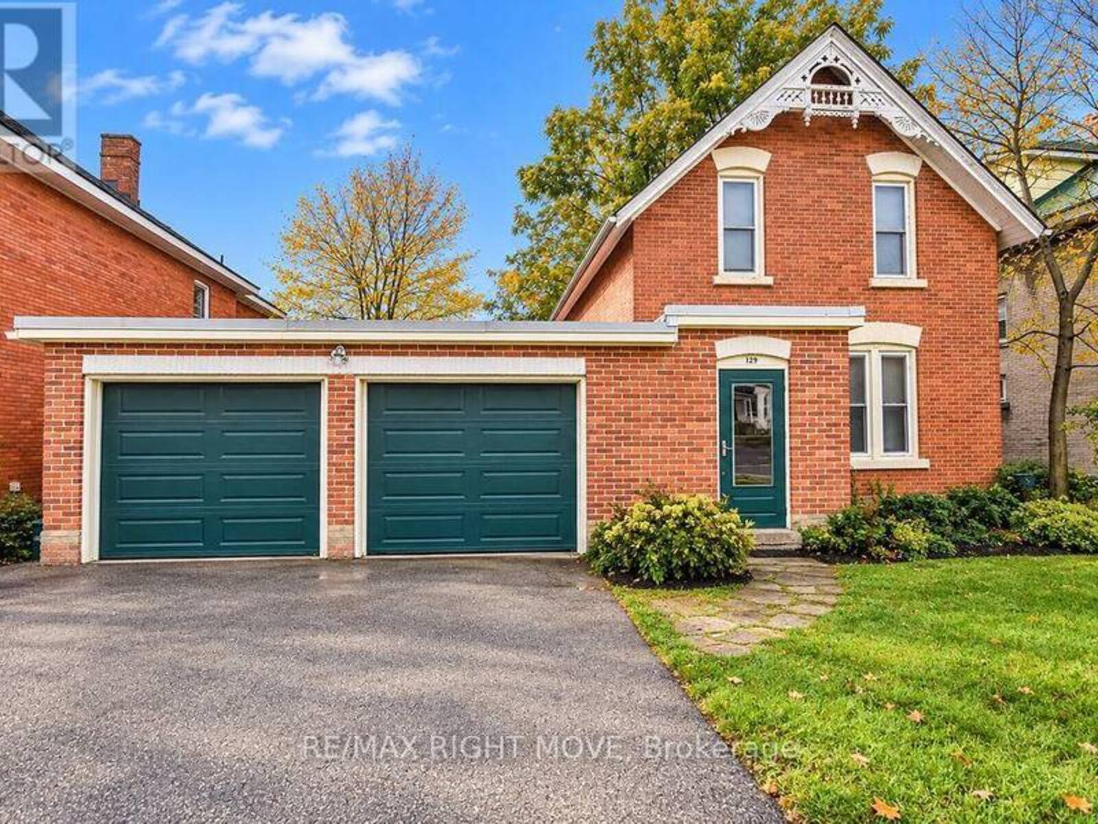 129 COLDWATER ROAD W, Orillia, Ontario L3V 3L5