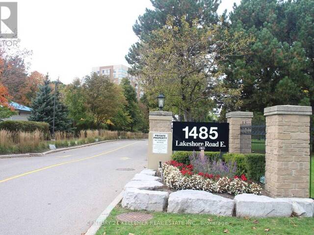 518 - 1485 LAKESHORE RD. E Mississauga Ontario, L5E 3G2 - 3 Bedrooms Condo For Sale