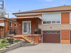 66 SPENVALLEY DRIVE Toronto Ontario, M3L 1Z1