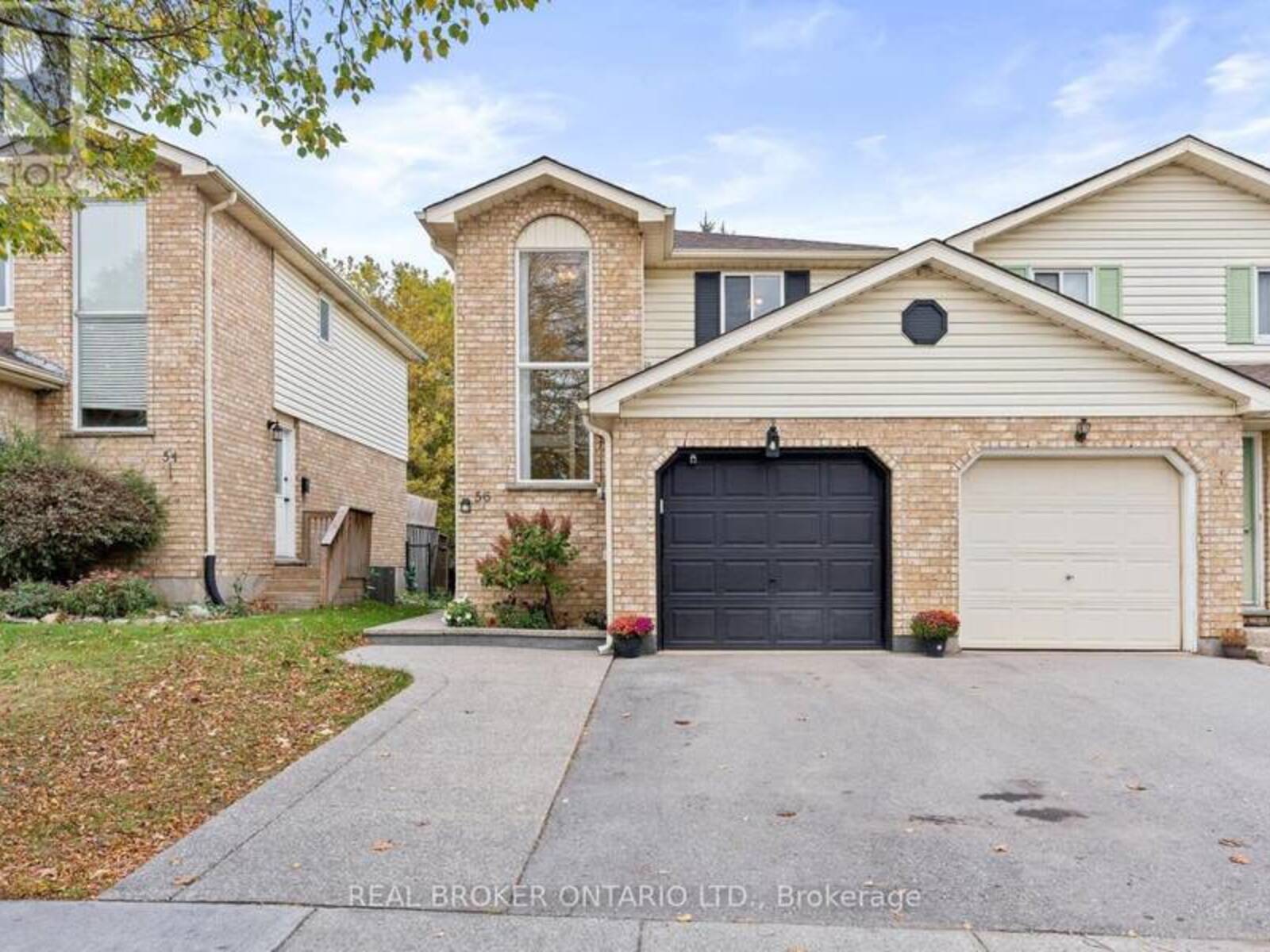 56 DANVILLE AVENUE, Halton Hills, Ontario L7J 2W2