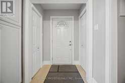 8 SMITH CRESCENT | Toronto Ontario | Slide Image Four