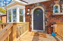 75 BARONS AVENUE | Hamilton Ontario | Slide Image Four