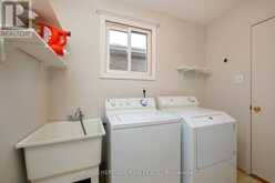 8 DAKIN DRIVE | Ajax Ontario | Slide Image Twenty-three