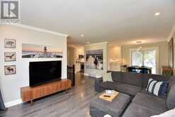 699 CASTLEGUARD CRESCENT | Burlington Ontario | Slide Image Seven