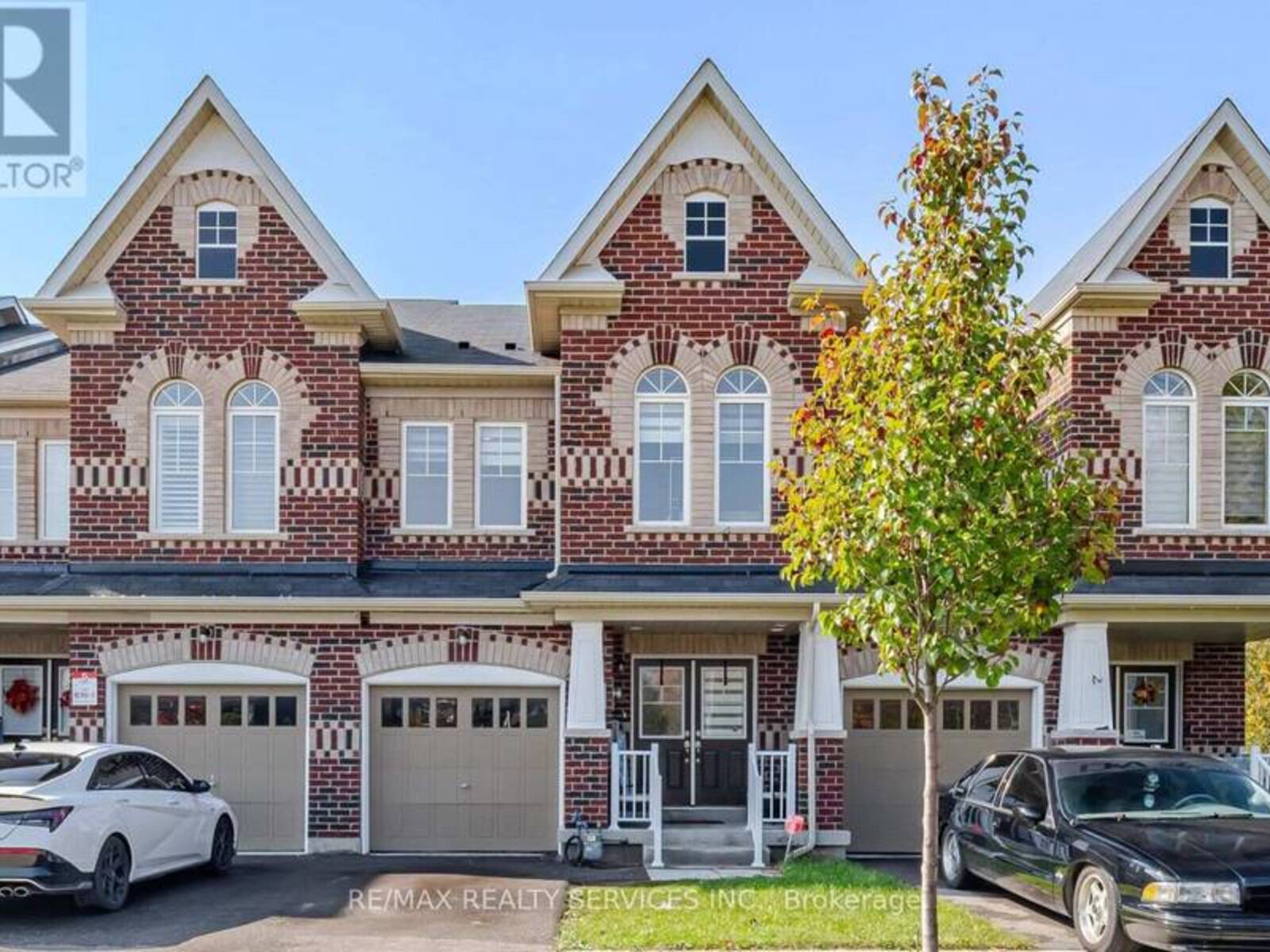 1221 JIM BREWSTER CIRCLE, Oshawa, Ontario L1G 7S1