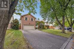 806 LINDEN COURT | Whitby Ontario | Slide Image One