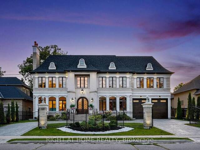 10 YONGEVIEW AVENUE Richmond Hill Ontario, L4C 7A4 - 6 Bedrooms Home For Sale