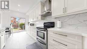 6 KINNEY GATE | Vaughan Ontario | Slide Image Thirteen