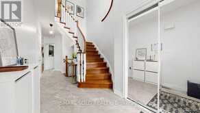 6 KINNEY GATE | Vaughan Ontario | Slide Image Four