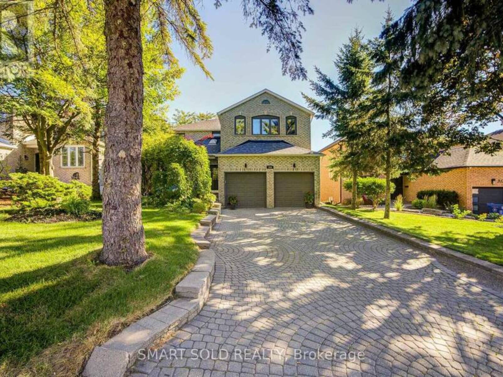 350 KIRBY CRESCENT, Newmarket, Ontario L3X 1G7