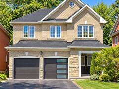 44 CANYON HILL AVENUE Richmond Hill Ontario, L4C 9T5