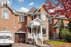 79 RED RIVER CRESCENT | Newmarket Ontario | Slide Image Two