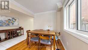 79 RED RIVER CRESCENT | Newmarket Ontario | Slide Image Eight