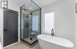 88 COSFORD STREET | Aurora Ontario | Slide Image Thirty