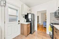 27 ROSS STREET | Barrie Ontario | Slide Image Nineteen