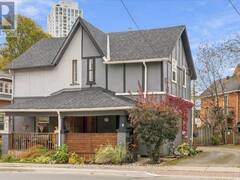 27 ROSS STREET Barrie Ontario, L4N 1E8