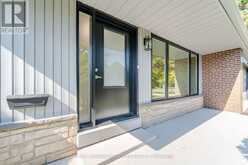 2651 THORN LODGE DRIVE | Mississauga Ontario | Slide Image Four