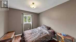 3 - 2215 CLEAVER AVENUE | Burlington Ontario | Slide Image Thirty-two
