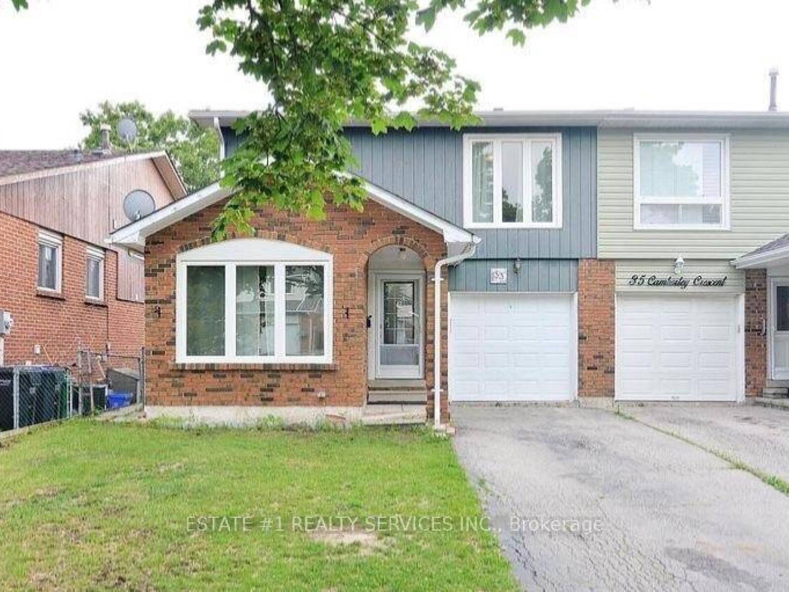 33 CAMBERLEY CRESCENT, Brampton, Ontario L6V 3L3
