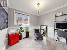 497 NORTHCLIFFE BOULEVARD | Toronto Ontario | Slide Image Seventeen
