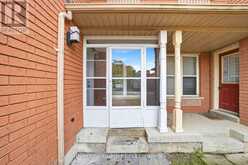 31 ISLAY CRESCENT | Vaughan Ontario | Slide Image Three