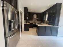 63 OATLANDS CRESCENT | Richmond Hill Ontario | Slide Image Six