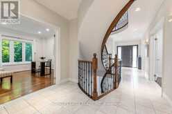 118 MAY AVENUE | Richmond Hill Ontario | Slide Image Ten