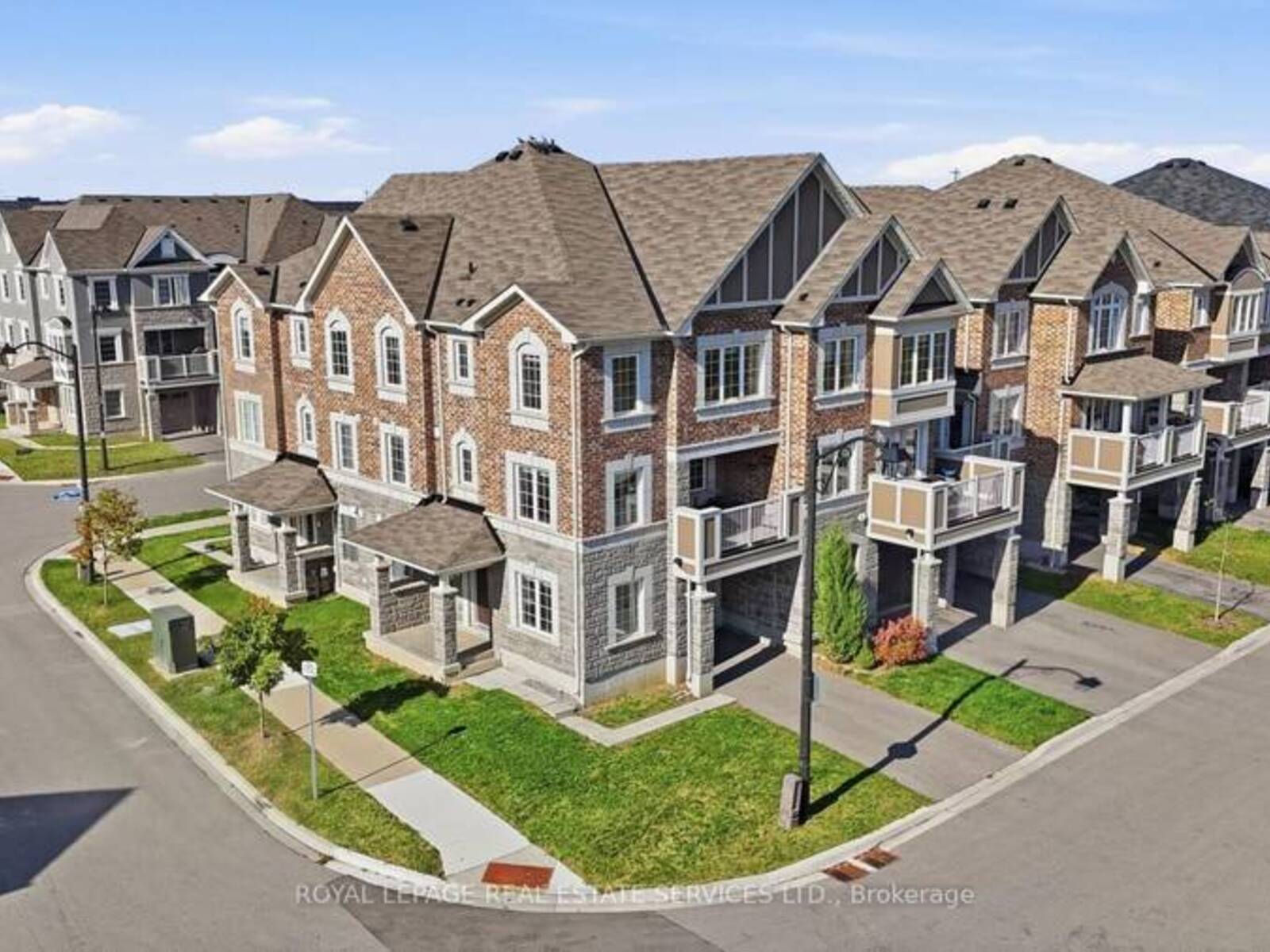 998 BALSAM COURT, Milton, Ontario L9E 1R5
