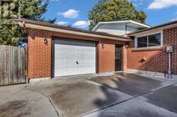 27 TOULON CRESCENT | London Ontario | Slide Image Forty-three