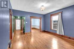 49 MINTERN AVENUE | Brantford Ontario | Slide Image Ten