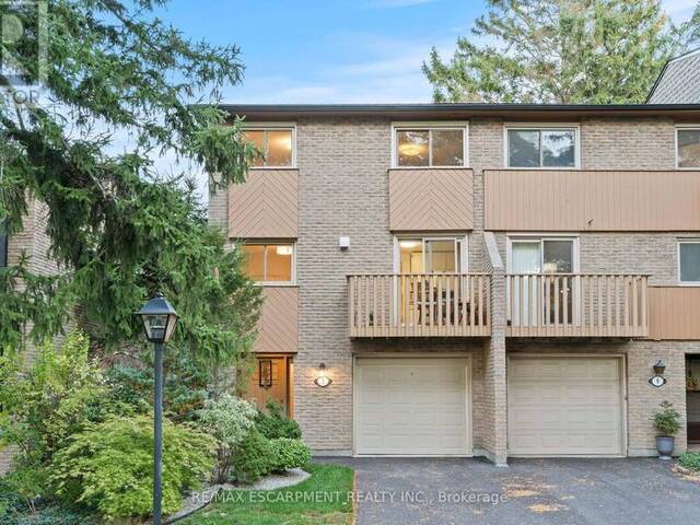 7 - 1967 MAIN STREET W Hamilton Ontario, L8S 4P4 - 4 Bedrooms Condo For Sale