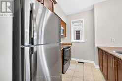 84 - 6 CHESTNUT DRIVE | Grimsby Ontario | Slide Image Fifteen
