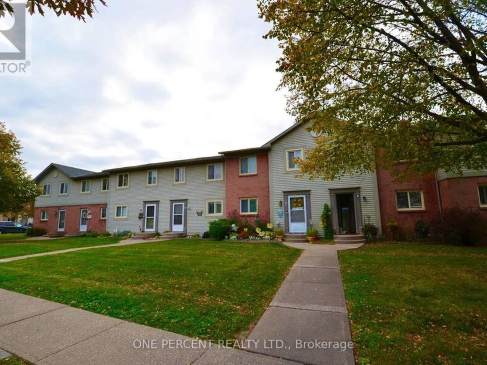 5 - 65 DORCHESTER BOULEVARD, St. Catharines, Ontario L2M 7S9