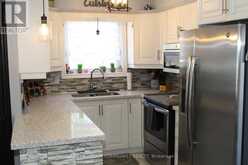 376 DWIGHT AVENUE | Oshawa Ontario | Slide Image Eight