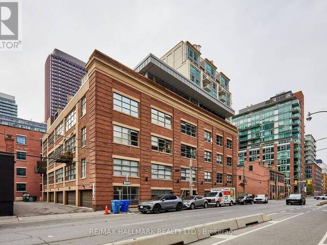 412 - 383 ADELAIDE STREET E Toronto Ontario, M5A 1N3 - 2 Bedrooms Condo For Sale