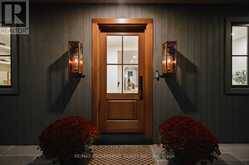 890 FOREST GLEN AVENUE | Burlington Ontario | Slide Image Four