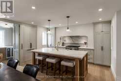 890 FOREST GLEN AVENUE | Burlington Ontario | Slide Image Nine