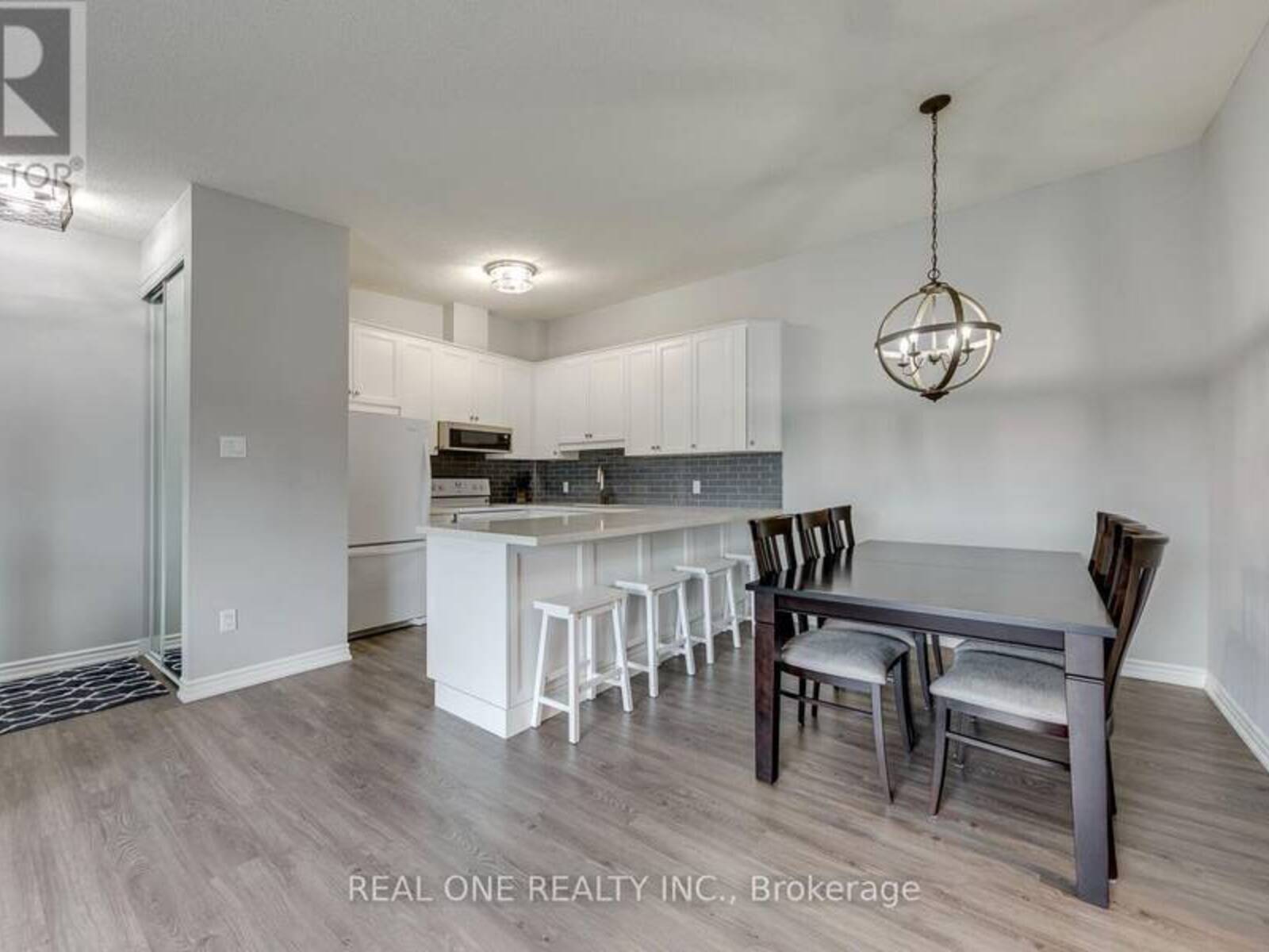 707 - 1701 LAMPMAN AVENUE, Burlington, Ontario L7L 6R7