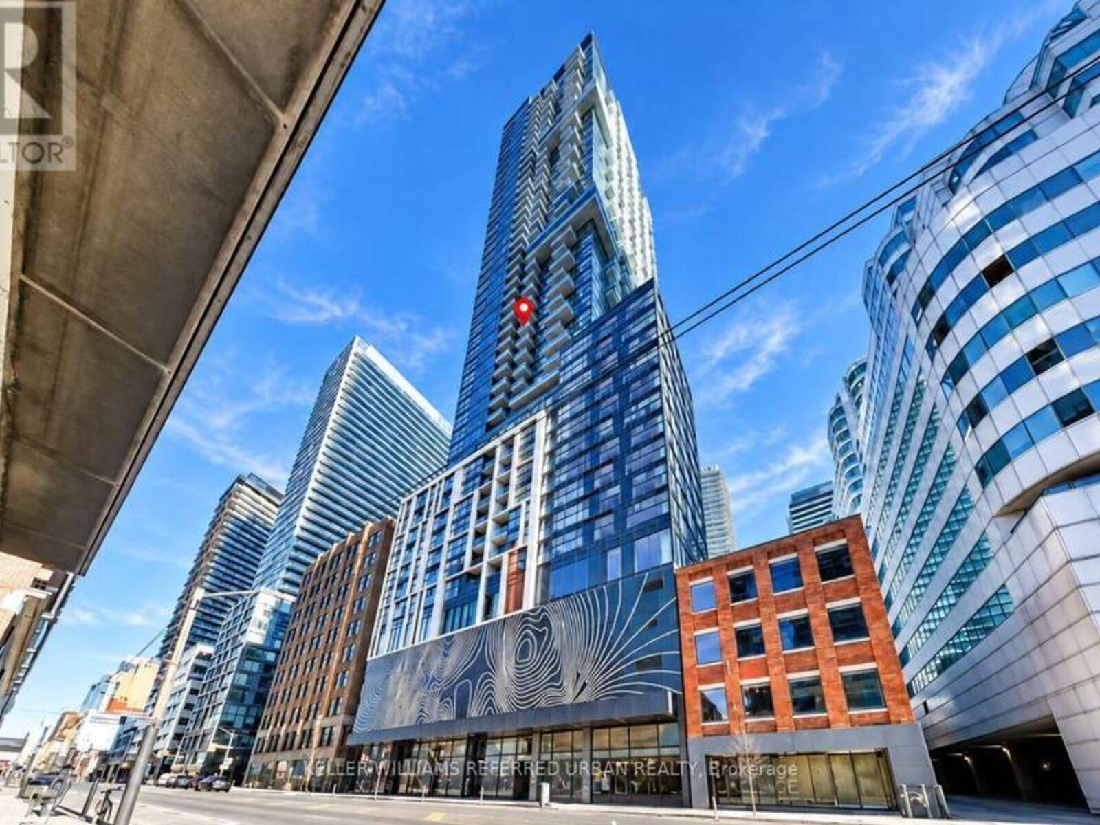 2103 - 87 PETER STREET, Toronto, Ontario M5V 0P1