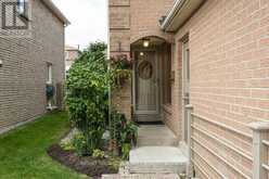 30 RADFORD DRIVE | Ajax Ontario | Slide Image Three