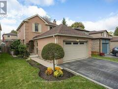 30 RADFORD DRIVE Ajax Ontario, L1T 2H8